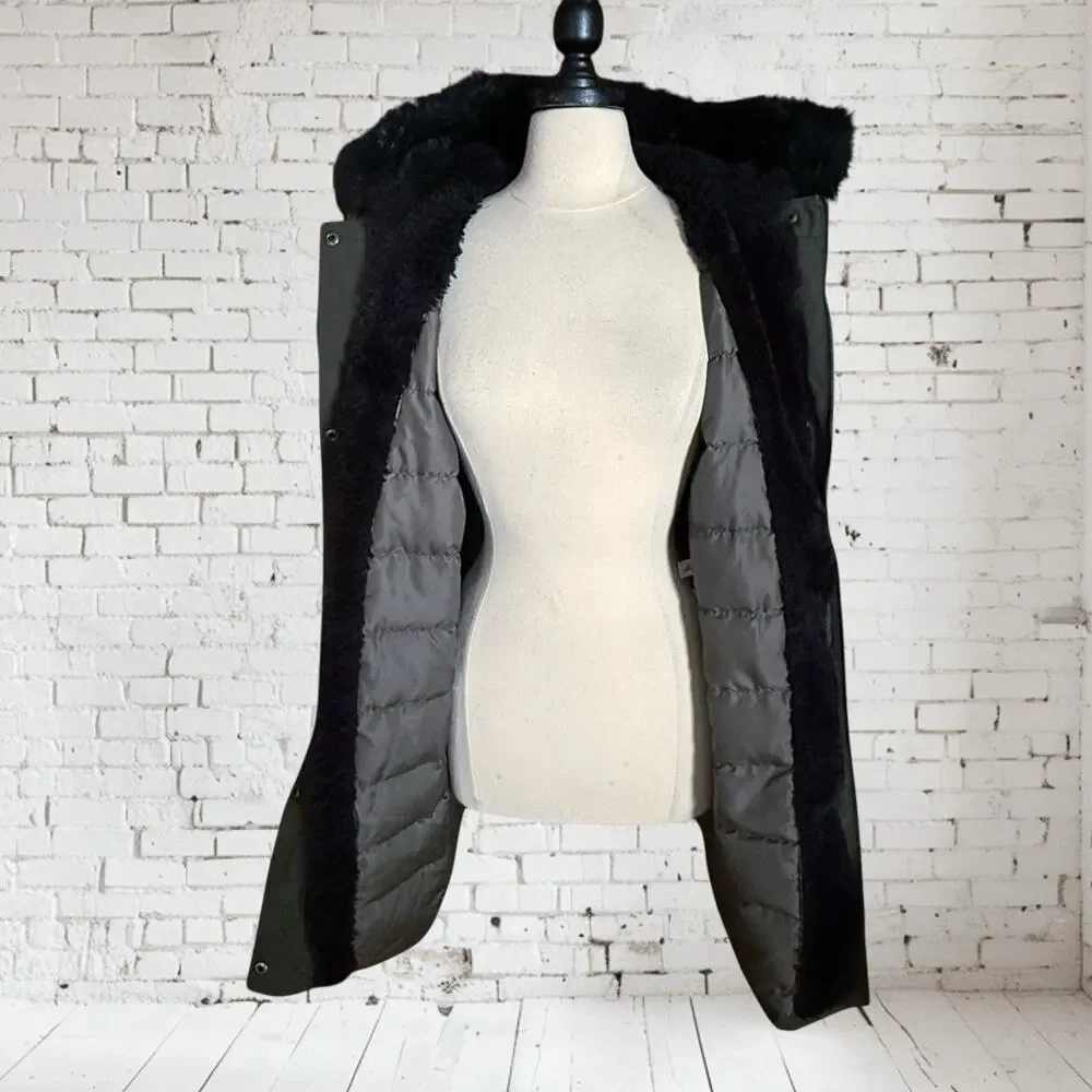 Bass Parka Puffer Jacket Sz XL Womens Olive Down‎ Quilted Black Faux Fur Hood